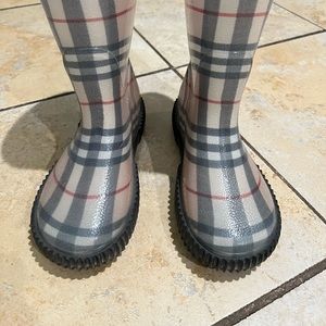 AUTHENTIC BURBERRY RAIN BOOTS-KIDS